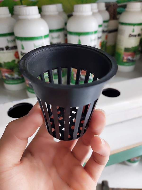 Rọ thủy canh màu đen